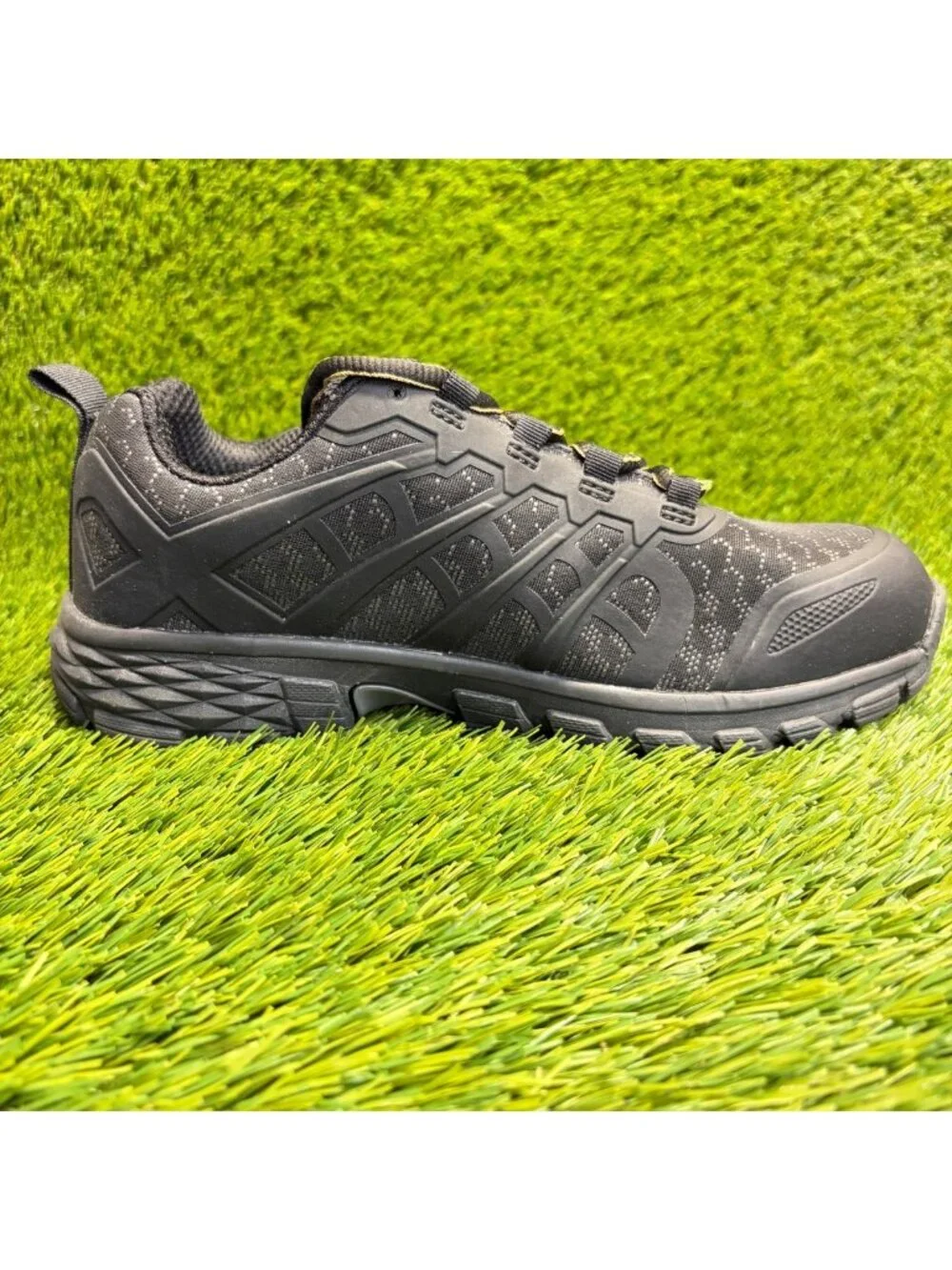 Nautilus Stratus Womens Size 8D Black White Composite Toe Safety Work Shoes